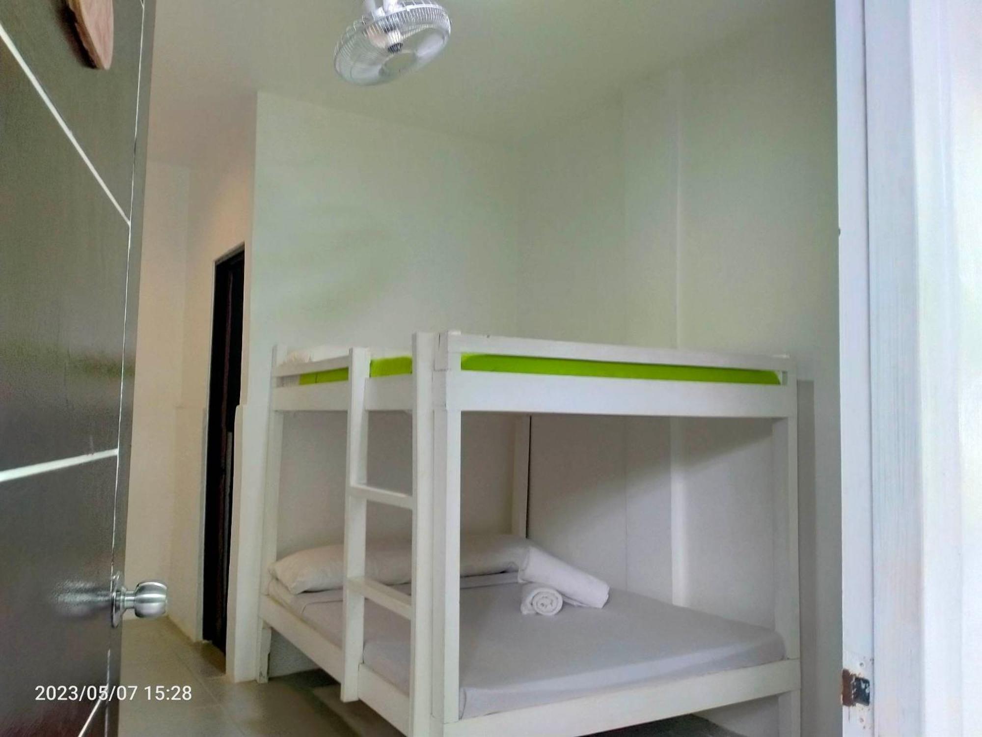 Dormitelsph El Nido 호스텔 객실 사진